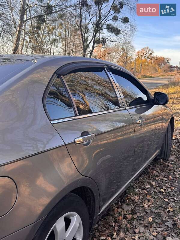 Седан Chevrolet Epica 2008 в Киеве