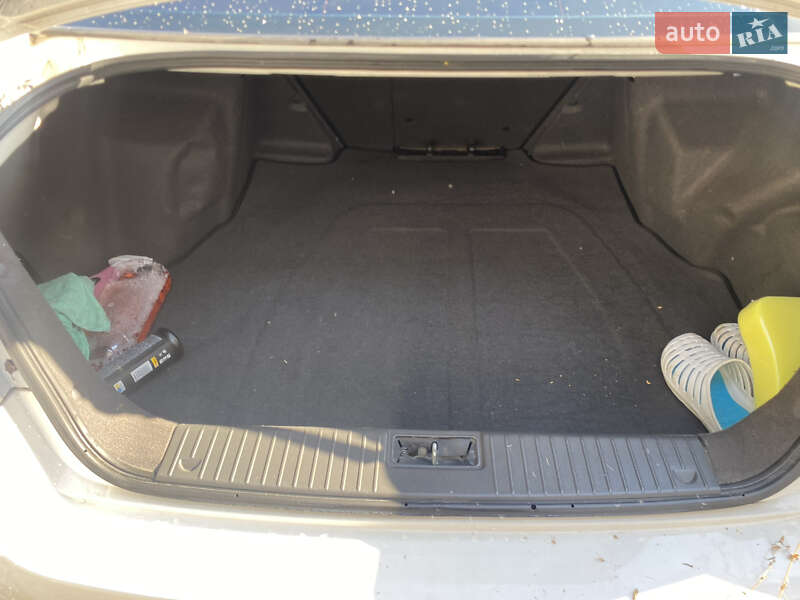 Седан Chevrolet Epica 2008 в Киеве фото 5 Седан Chevrolet Epica 2008 в Киеве