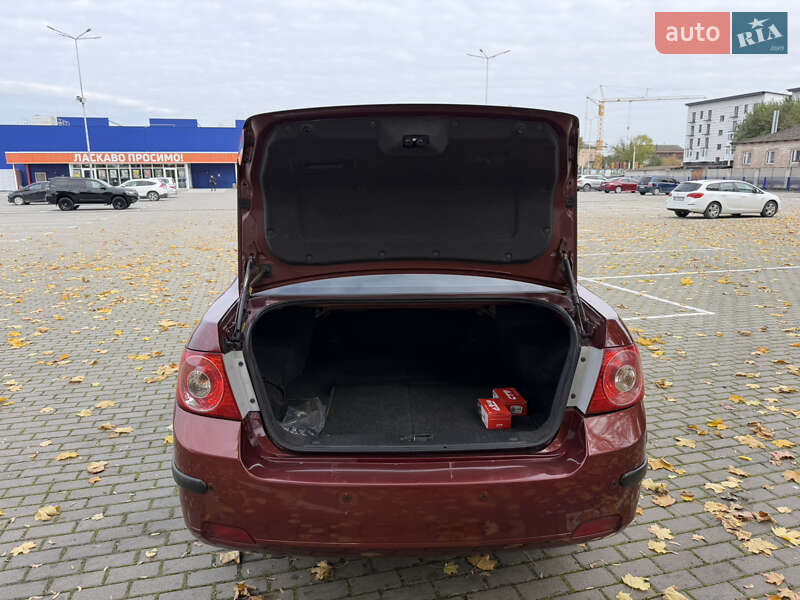 Седан Chevrolet Epica 2006 в Тернополе фото 38 Седан Chevrolet Epica 2006 в Тернополе