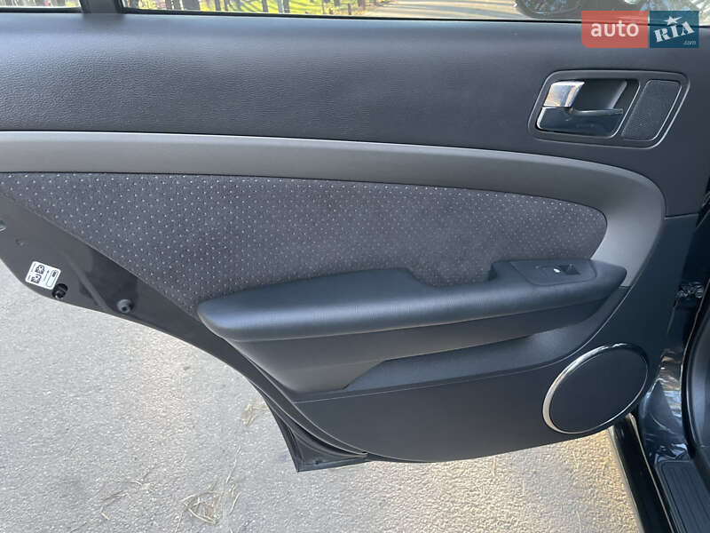 Седан Chevrolet Epica 2008 в Киеве фото 60 Седан Chevrolet Epica 2008 в Киеве