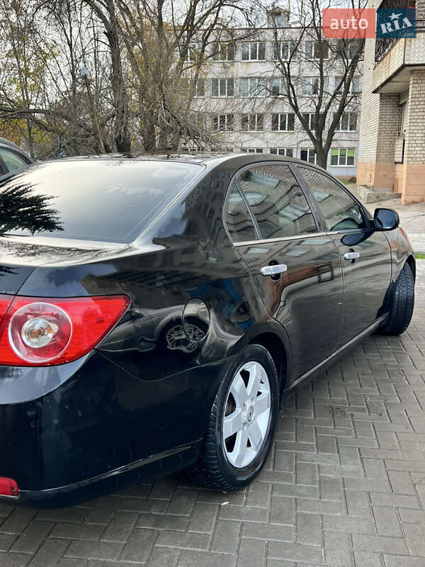 Седан Chevrolet Epica 2006 в Запорожье