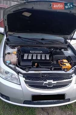 Седан Chevrolet Epica 2007 в Рівному