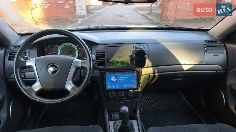 Седан Chevrolet Epica 2007 в Славутиче