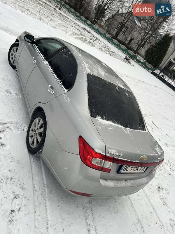 Седан Chevrolet Epica 2009 в Дубровице
