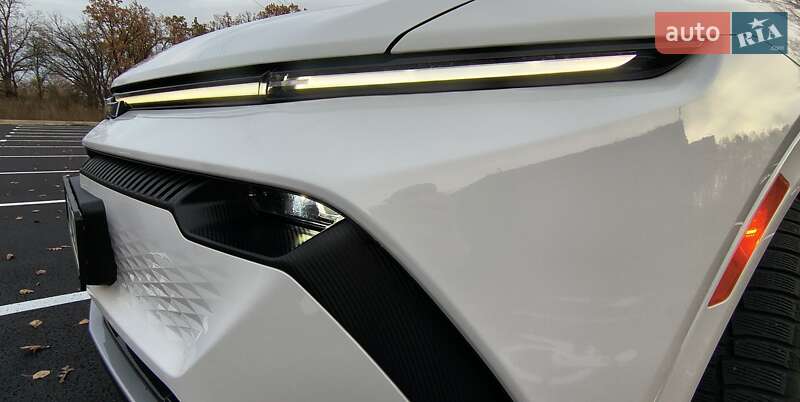 Позашляховик / Кросовер Chevrolet Equinox EV 2024 в Києві