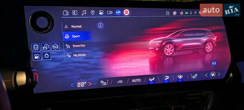 Позашляховик / Кросовер Chevrolet Equinox EV 2024 в Києві