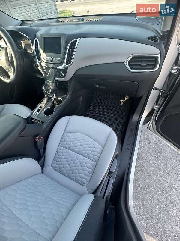 Внедорожник / Кроссовер Chevrolet Equinox 2018 в Павлограде