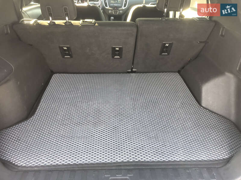 Внедорожник / Кроссовер Chevrolet Equinox 2017 в Киеве
