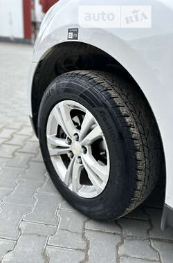 Внедорожник / Кроссовер Chevrolet Equinox 2013 в 