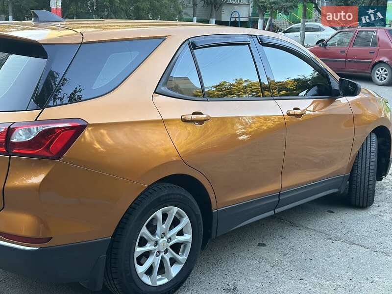 Внедорожник / Кроссовер Chevrolet Equinox 2017 в Кривом Роге