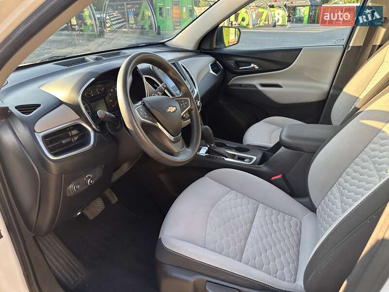 Внедорожник / Кроссовер Chevrolet Equinox 2017 в Кропивницком