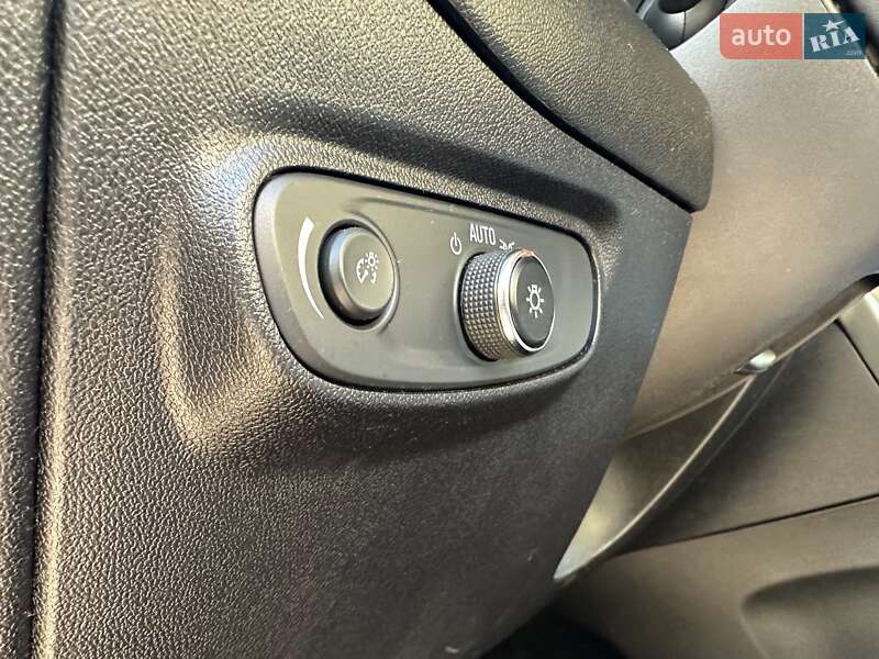 Внедорожник / Кроссовер Chevrolet Equinox 2017 в Кропивницком