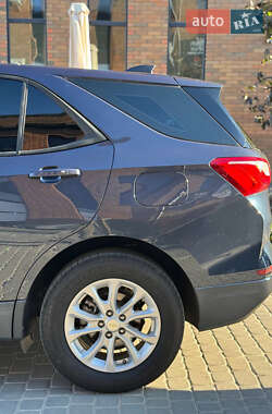Внедорожник / Кроссовер Chevrolet Equinox 2017 в 