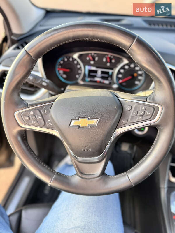 Внедорожник / Кроссовер Chevrolet Equinox 2017 в Ровно