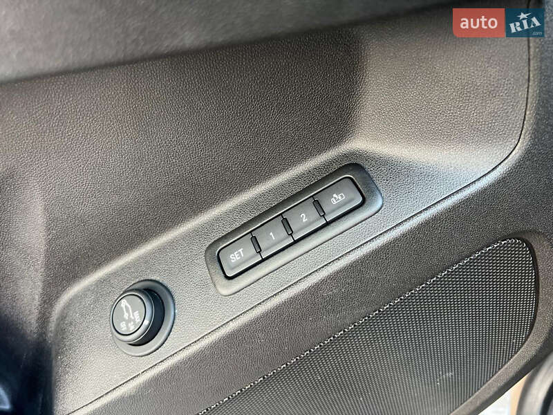 Позашляховик / Кросовер Chevrolet Equinox 2018 в Києві