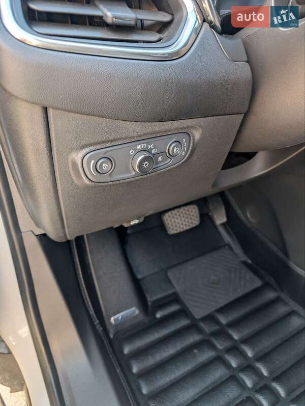 Позашляховик / Кросовер Chevrolet Equinox 2020 в Миколаєві