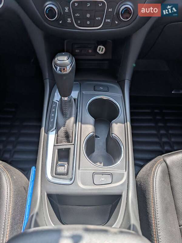 Позашляховик / Кросовер Chevrolet Equinox 2020 в Миколаєві