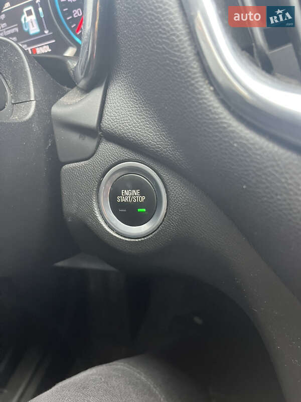 Позашляховик / Кросовер Chevrolet Equinox 2017 в Радомишлі фото 15 Позашляховик / Кросовер Chevrolet Equinox 2017 в Радомишлі