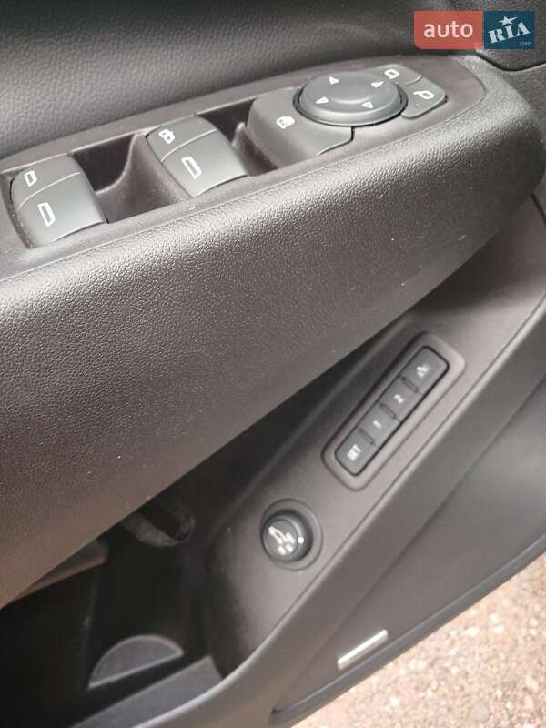 Позашляховик / Кросовер Chevrolet Equinox 2018 в Кривому Розі