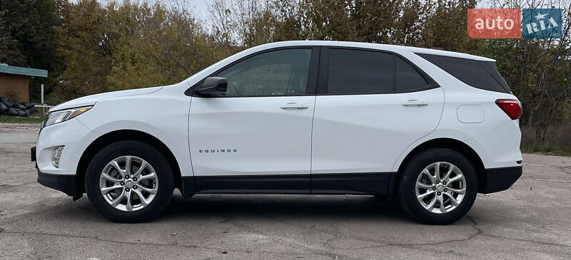 Внедорожник / Кроссовер Chevrolet Equinox 2020 в Киеве фото 3 Внедорожник / Кроссовер Chevrolet Equinox 2020 в Киеве