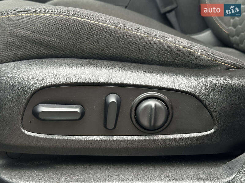 Внедорожник / Кроссовер Chevrolet Equinox 2018 в Харькове фото 24 Внедорожник / Кроссовер Chevrolet Equinox 2018 в Харькове