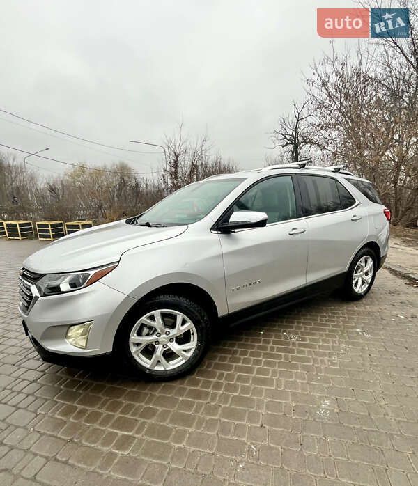 Внедорожник / Кроссовер Chevrolet Equinox 2018 в Киеве