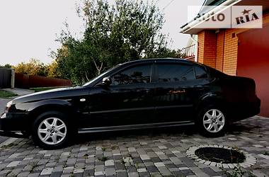 Седан Chevrolet Evanda 2005 в Чернигове