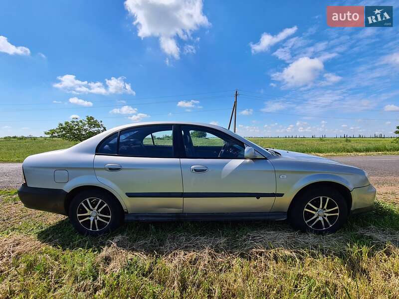 Седан Chevrolet Evanda 2006 в Николаеве фото 4 Седан Chevrolet Evanda 2006 в Николаеве
