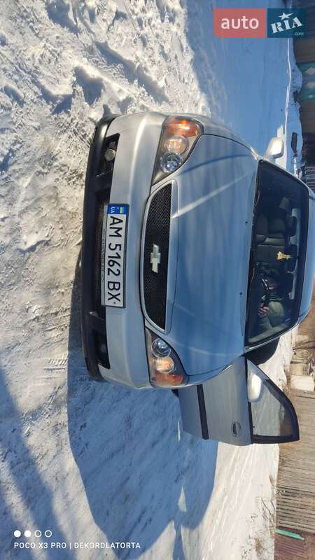 Седан Chevrolet Evanda 2006 в Житомирі