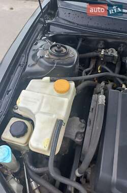Седан Chevrolet Evanda 2005 в Киеве