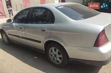 Седан Chevrolet Evanda 2004 в 