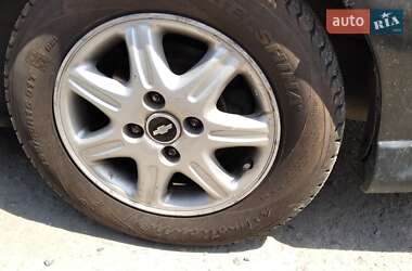 Седан Chevrolet Evanda 2006 в Дніпрі