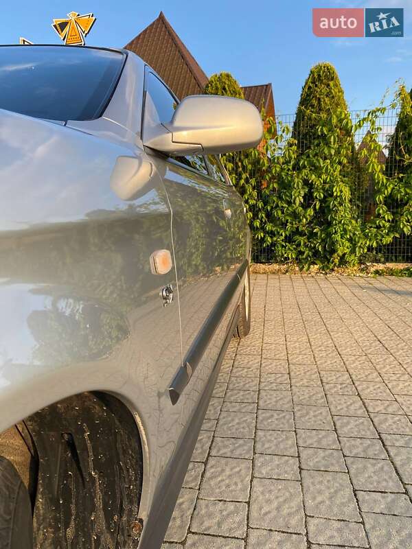 Седан Chevrolet Evanda 2005 в Стрые