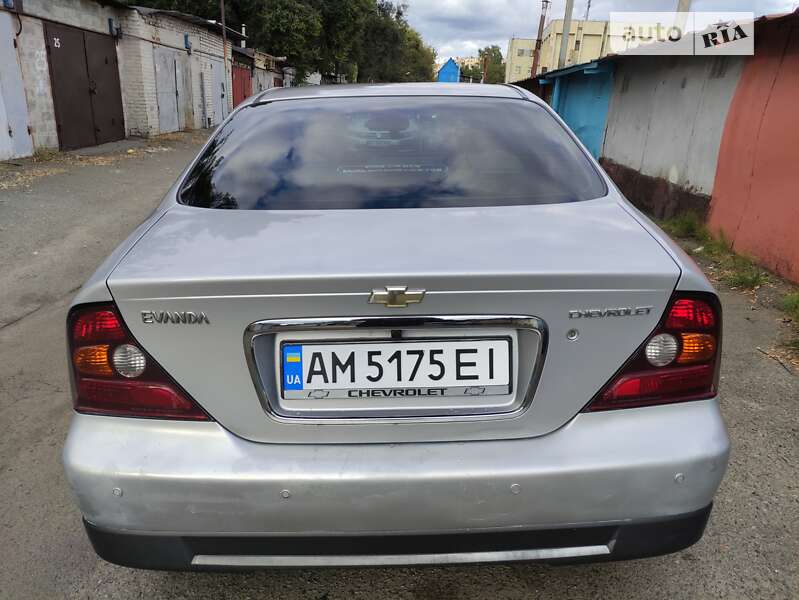 Седан Chevrolet Evanda 2006 в Боярке
