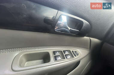 Седан Chevrolet Evanda 2005 в 