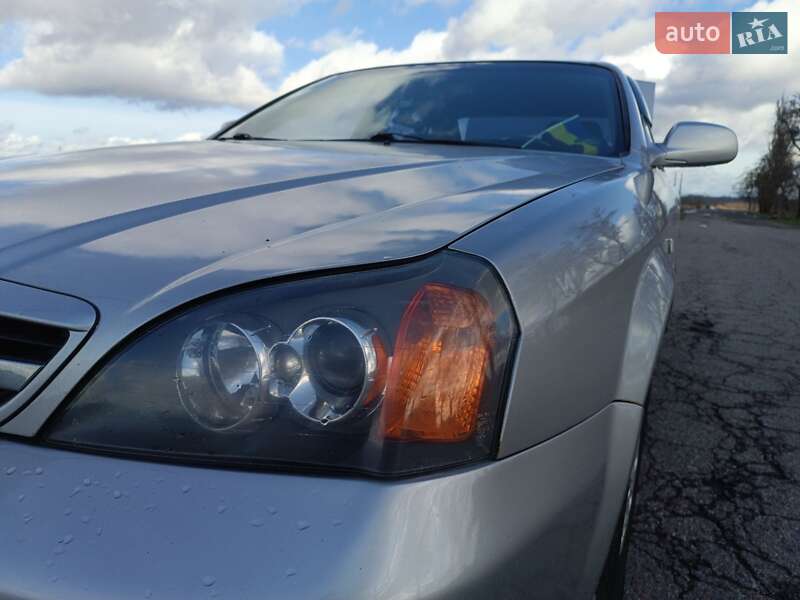 Седан Chevrolet Evanda 2005 в Фастове