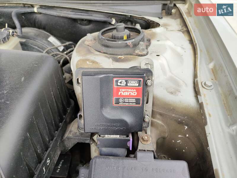 Седан Chevrolet Evanda 2005 в Киеве