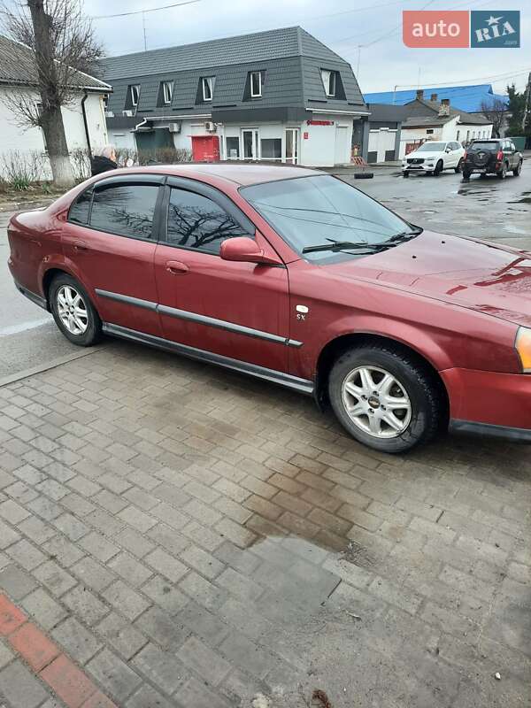 Седан Chevrolet Evanda 2004 в Корсунь-Шевченківському