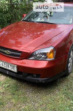 Седан Chevrolet Evanda 2004 в Косове