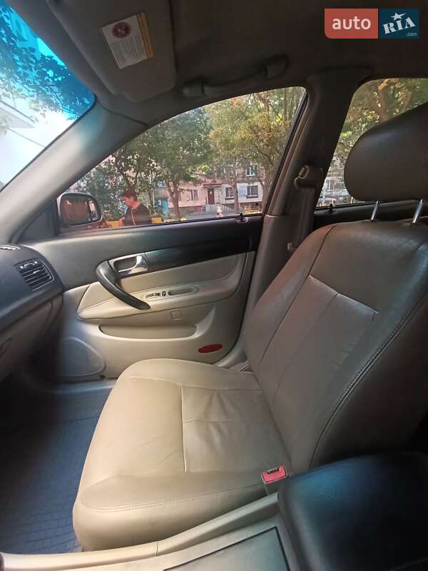 Седан Chevrolet Evanda 2005 в Полтаві