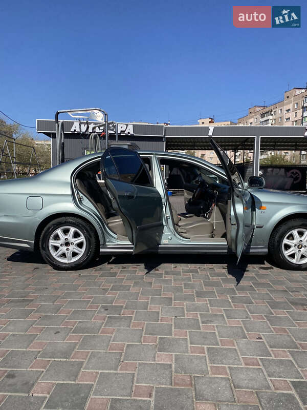 Седан Chevrolet Evanda 2004 в Запорожье