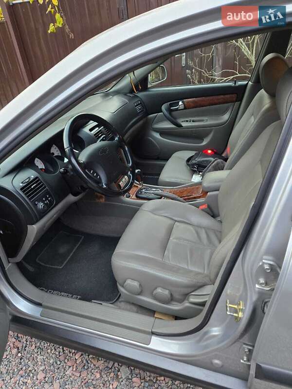 Седан Chevrolet Evanda 2006 в Киеве