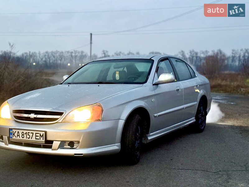 Седан Chevrolet Evanda 2006 в Киеве