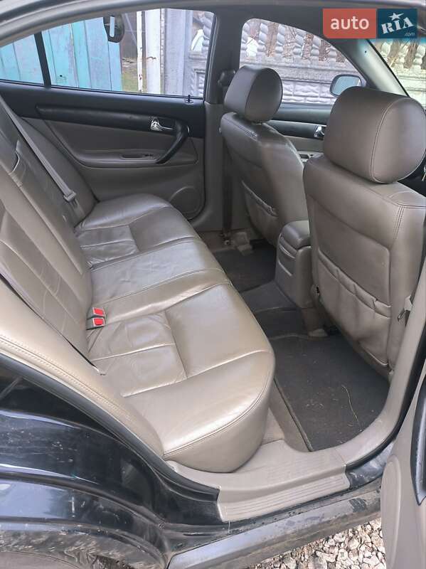 Седан Chevrolet Evanda 2006 в Василькове