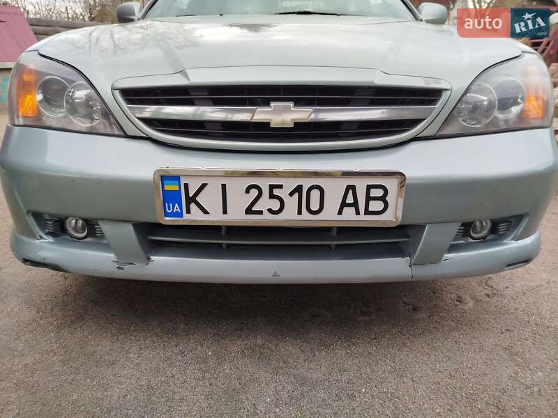Седан Chevrolet Evanda 2004 в Фастове