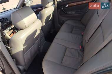 Седан Chevrolet Evanda 2004 в 