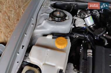 Седан Chevrolet Evanda 2005 в 