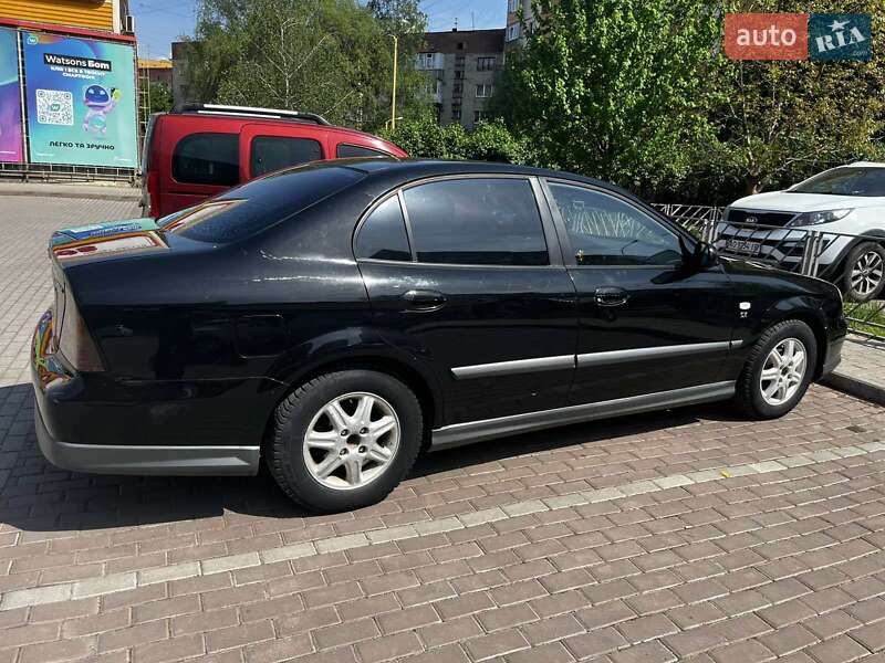 Седан Chevrolet Evanda 2005 в Ужгороде