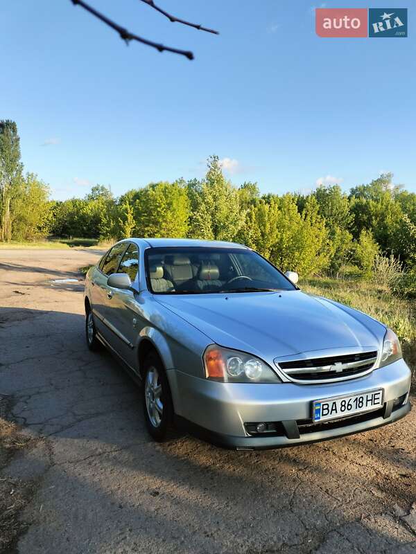Седан Chevrolet Evanda 2005 в Александрие