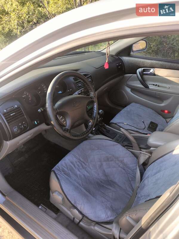 Седан Chevrolet Evanda 2005 в Александрие